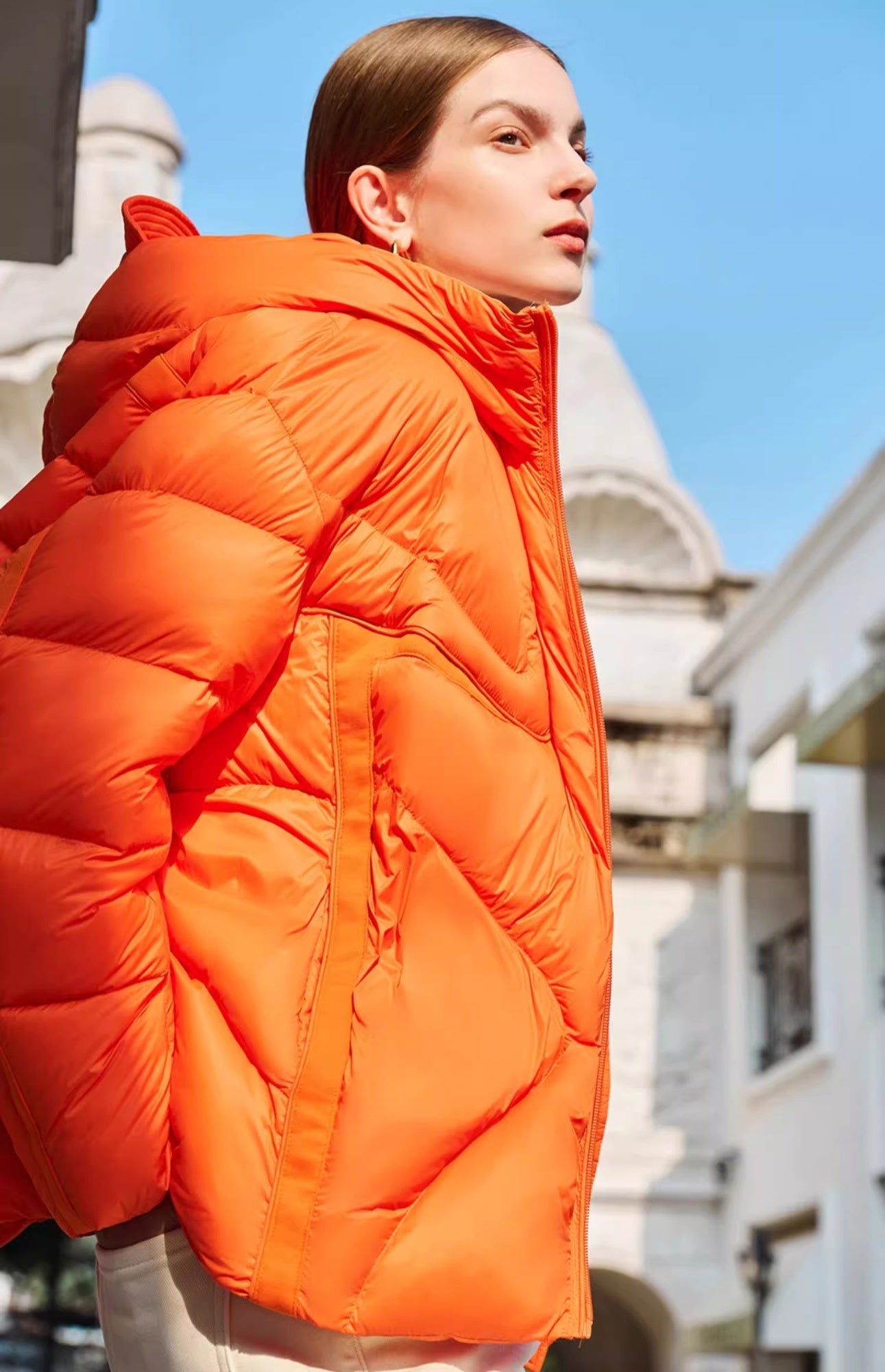 Short White Duck Down Hooded Down Jacket Women