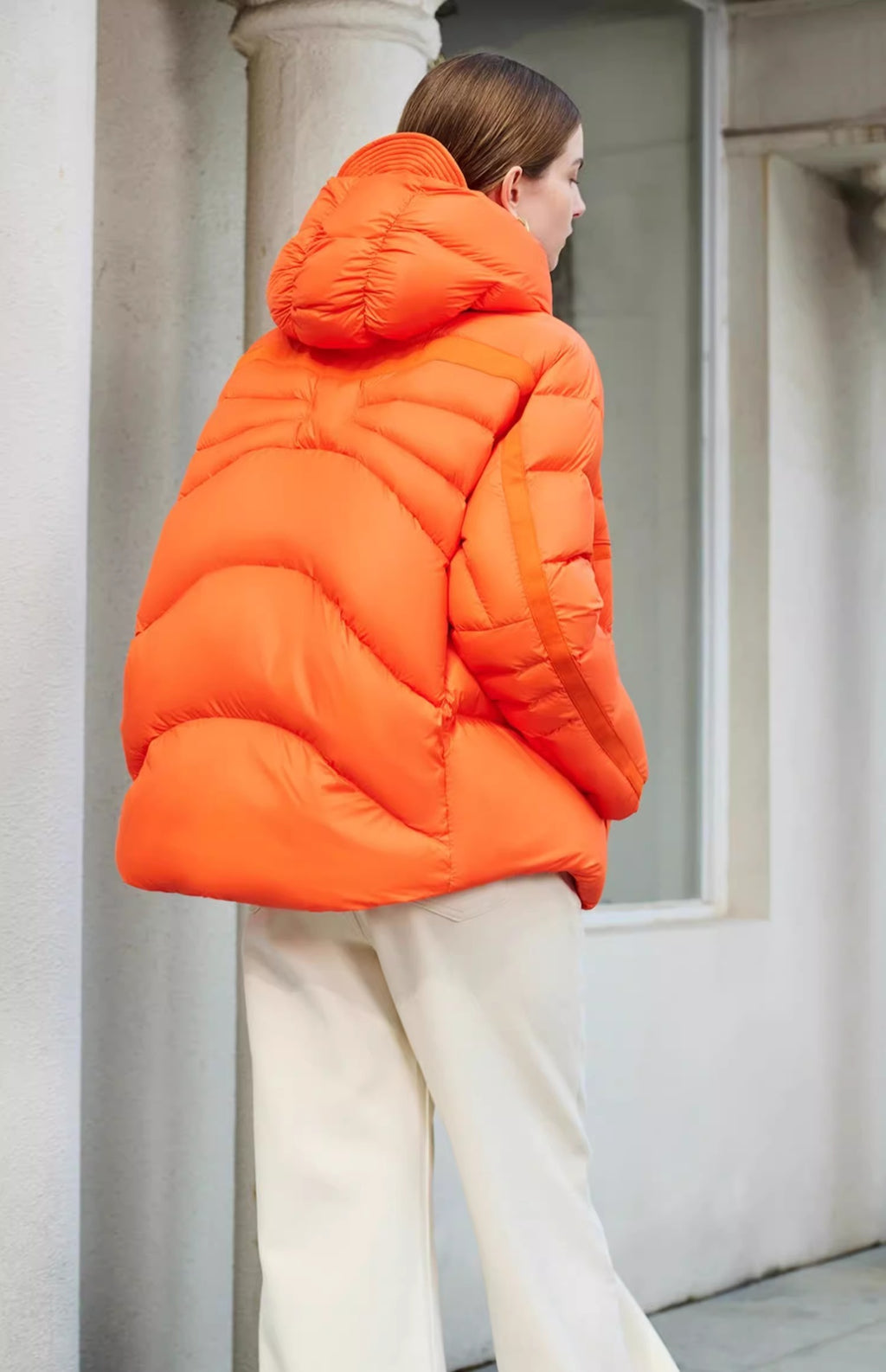 Short White Duck Down Hooded Down Jacket Women
