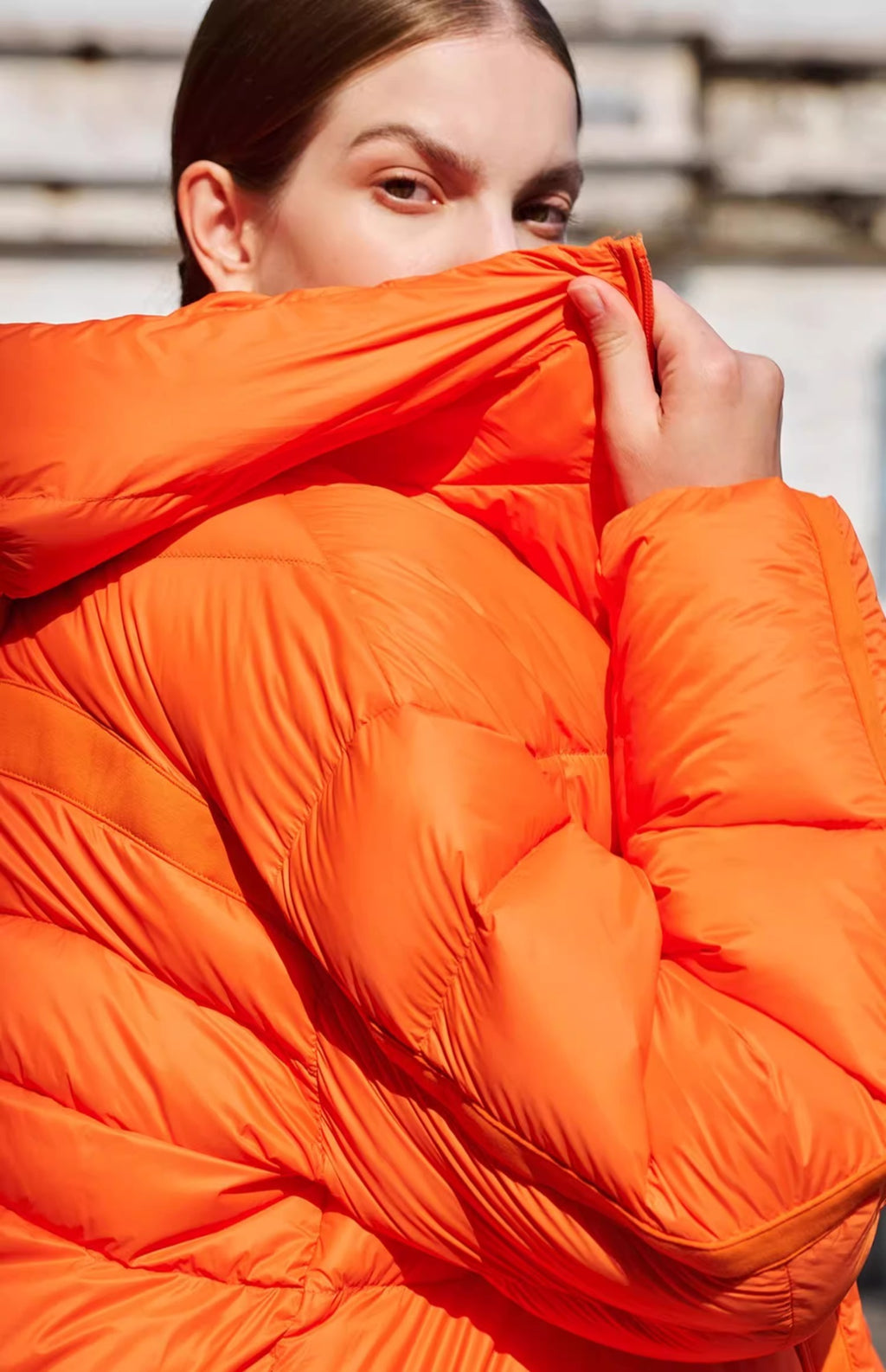 Short White Duck Down Hooded Down Jacket Women